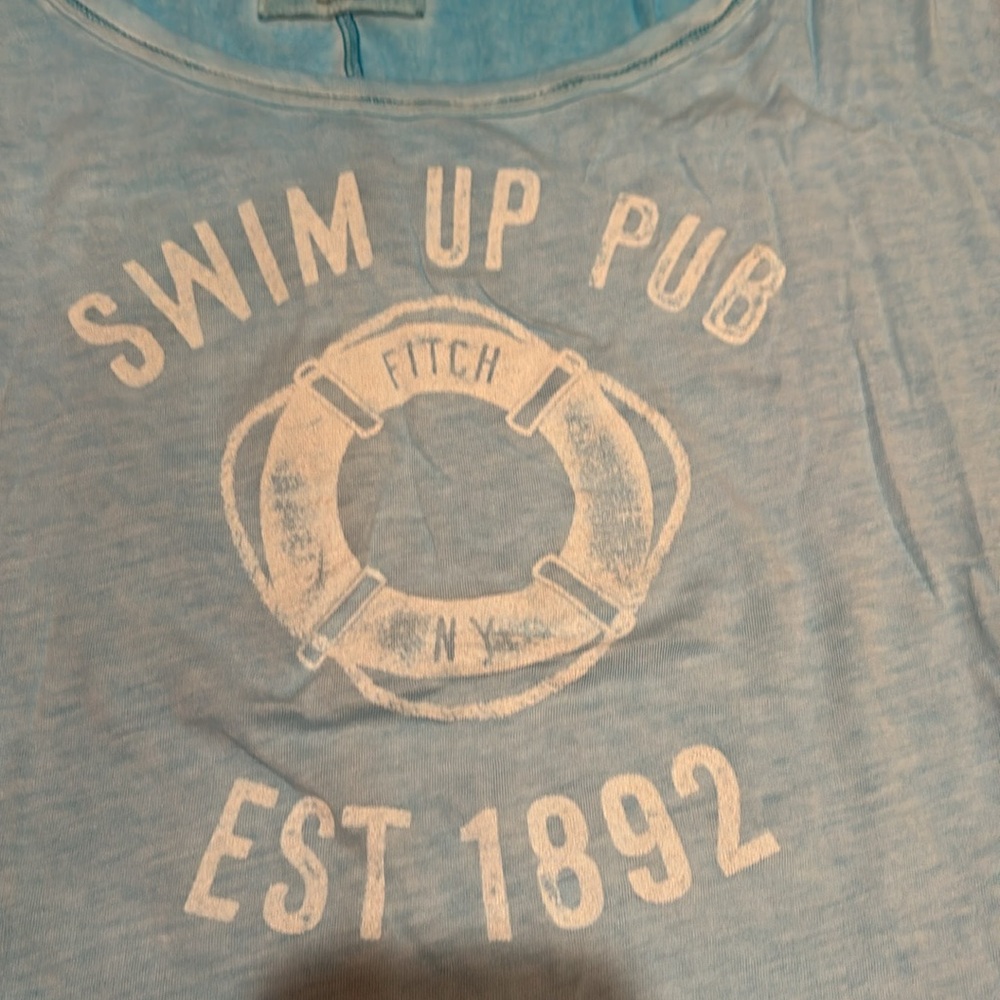 NWT Abercrombie & Fitch Light Blue Graphic Tee M Soft thin swim up pub - Picture 9 of 9